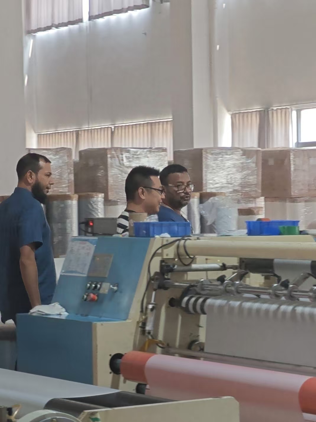 A mexikói ügyfelek gyárunkba jönnek ellenőrzésre és együttműködésre